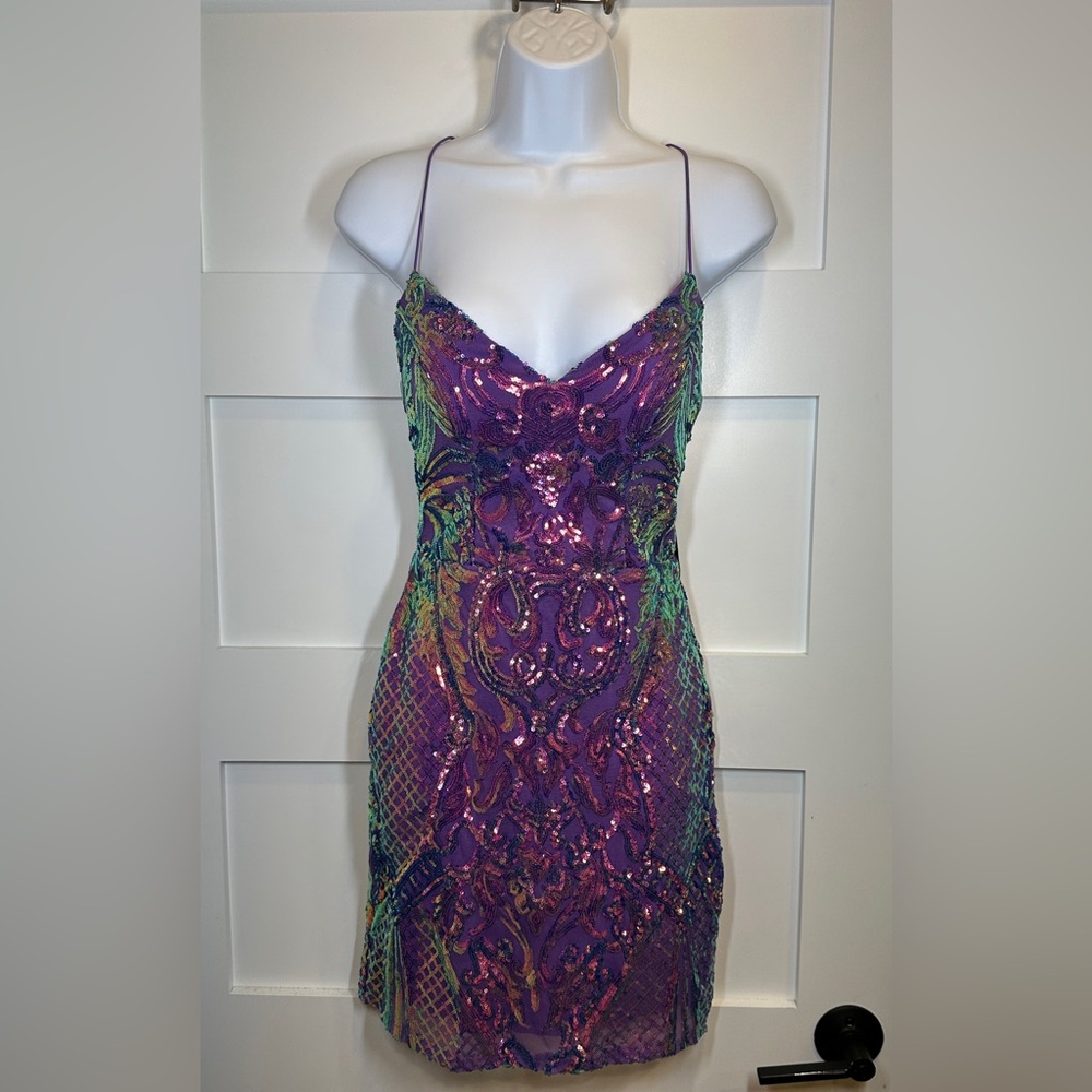 B. Darlin Homecoming Dress Size 3/4